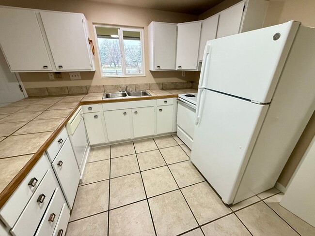 Photo - 1608-1610 N Brooklane St Unit 1608 N Brooklane St