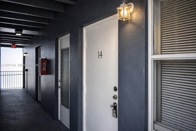 Photo - 16851 NE 21st Ave Unit 14