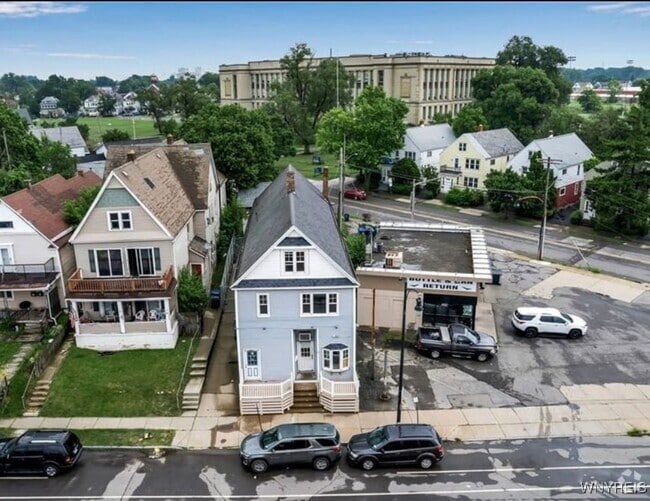 Building Photo - 2287 Niagara St Rental