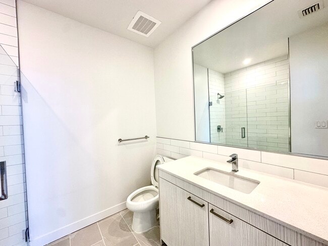 Photo - 3026 NW 1st Ave Unit B21