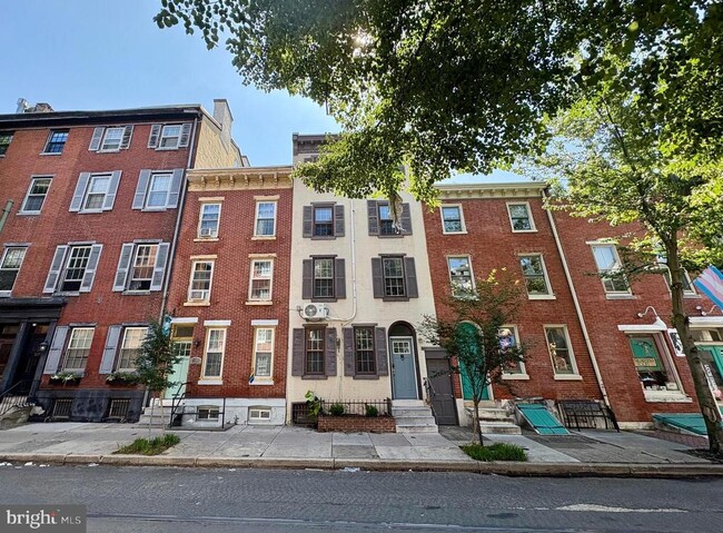 Photo - 341 S 12th St Townhome