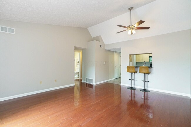 Building Photo - 945 Quay Ave Unit 945G