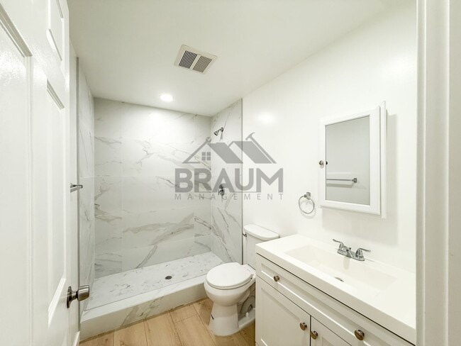 Photo - 11459 Collins St Unit 001