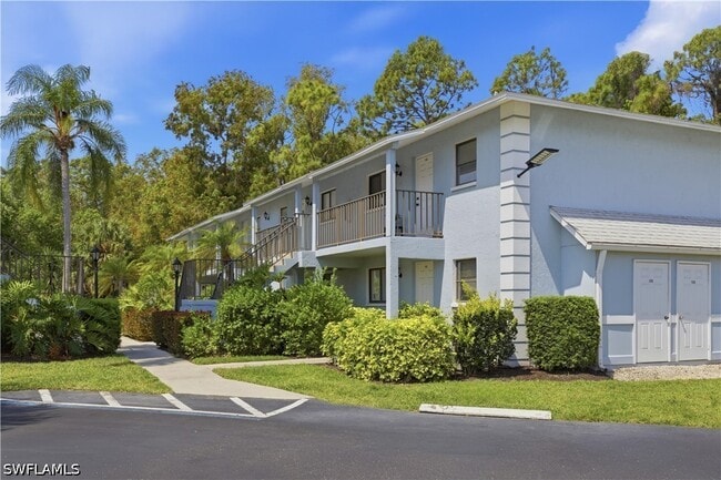 Building Photo - 28161 Pine Haven Way Unit 131