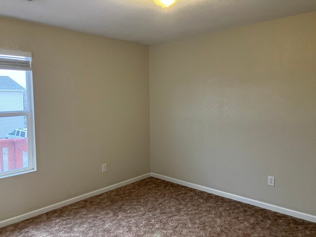 Photo - 1709 Edgewater Ave