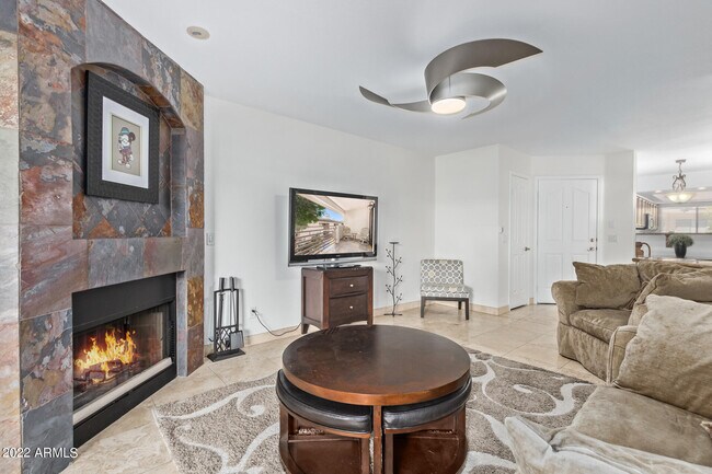 Photo - 3235 E Camelback Rd Unit 201