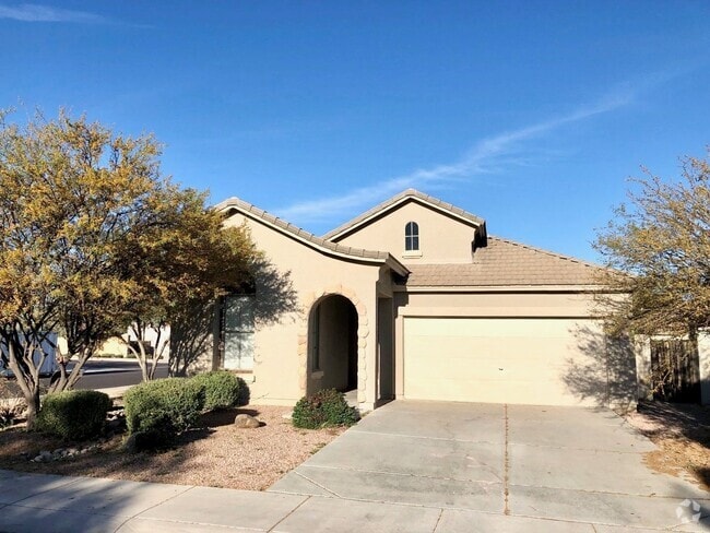 Building Photo - SEVILLE COMMUNITY - ALL MAJOR APPLIANCES Rental