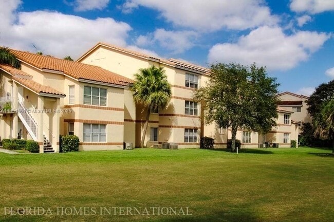 Photo - 3340 Pinewalk Dr N Unit 1524