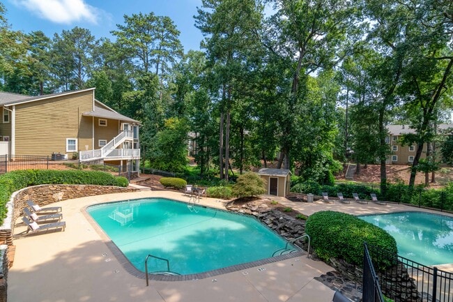 Photo - Ellwood Pines