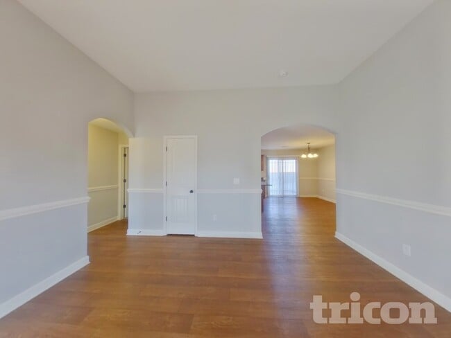 Photo - 613 Slippery Moss Dr