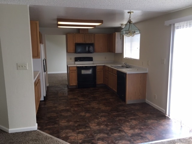 Photo - 6900 Calusa Ct