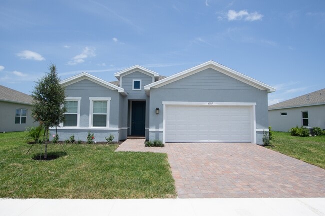 Building Photo - 4389 Lago Cir Rental
