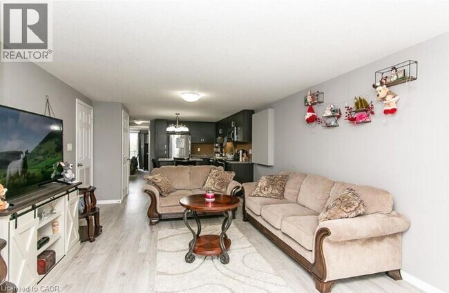 Photo - 1674 Fischer-Hallman Rd