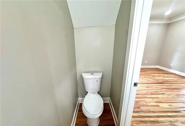 Photo - 1130 W High St Unit 1130 West High St.