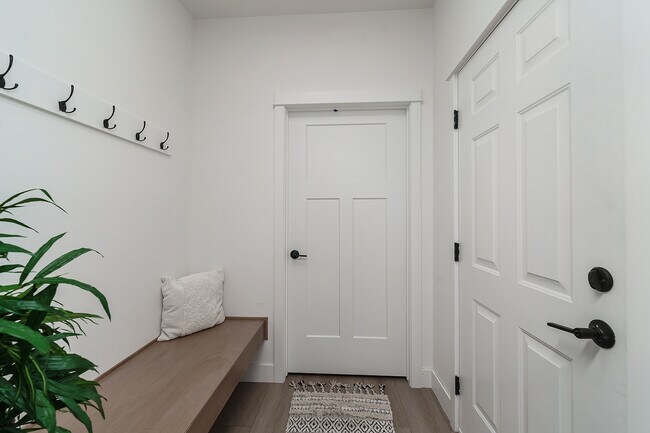 Photo - 1127 Buffalo Xing Dr Unit 1