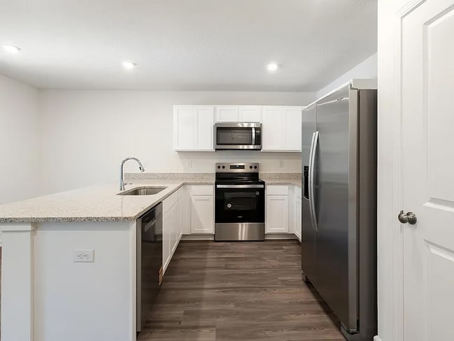 Photo - 115 Tiger Lily Ln