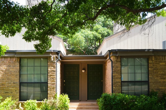 Peppertree Inn Apartments For Rent in Lubbock, TX