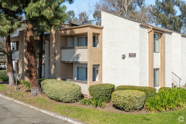 Upland Village Green Apartments