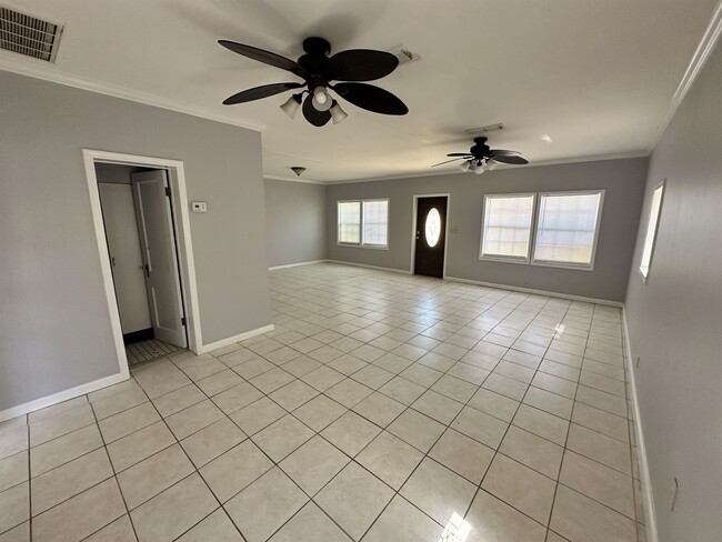 Photo - 4024 N Monroe St