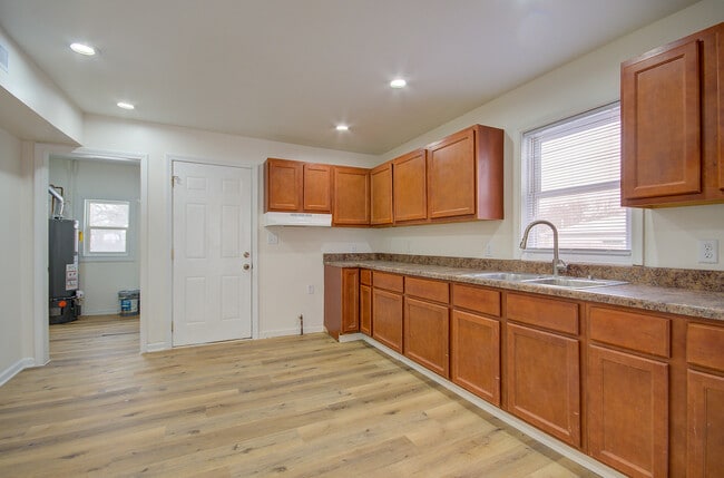 Photo - 1815 Wilcox St