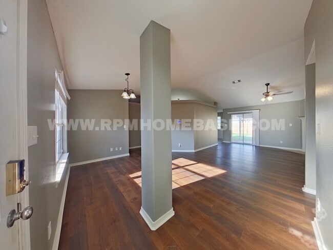 2641 Hidden Estates Cir