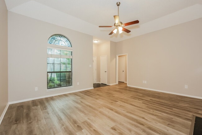 Photo - 508 Pleasant Valley Dr