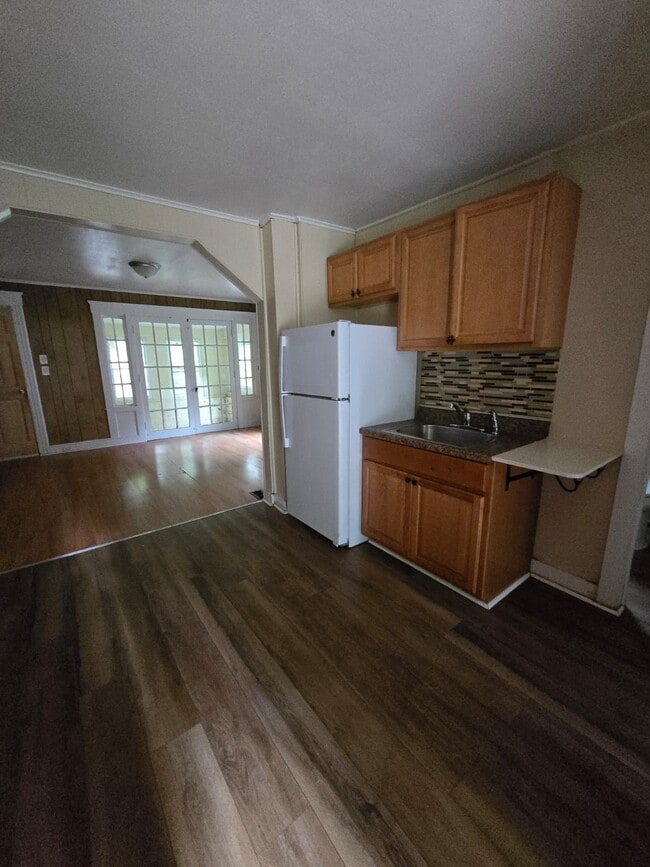 Photo - 509 Russell St