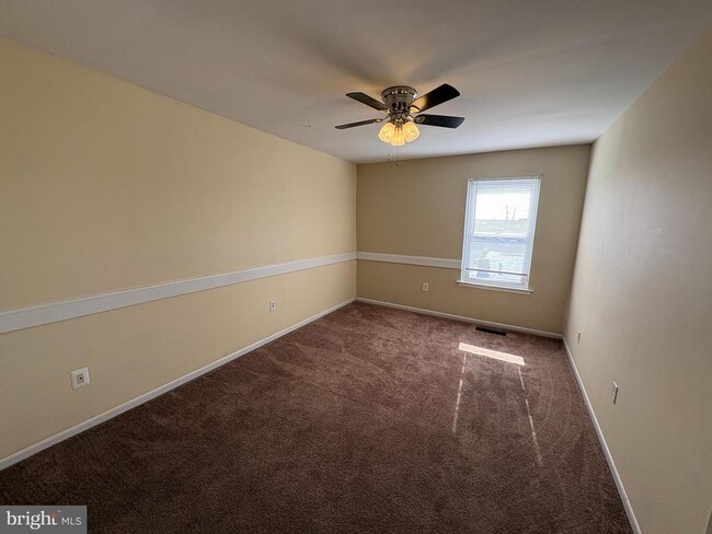 Photo - 2840 Brighton Pl Unidad 2