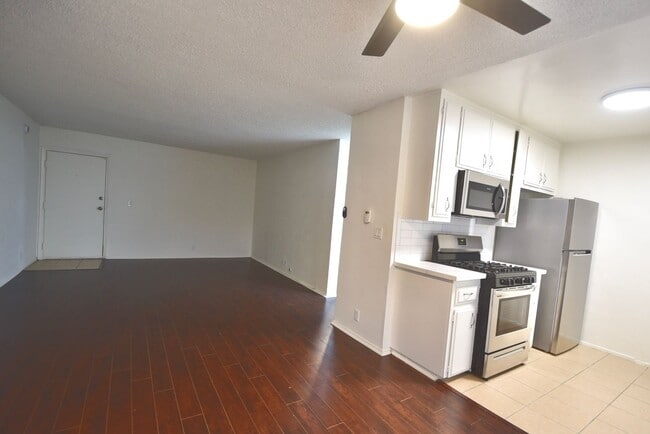 Photo - 10745 Hortense St Unit 05