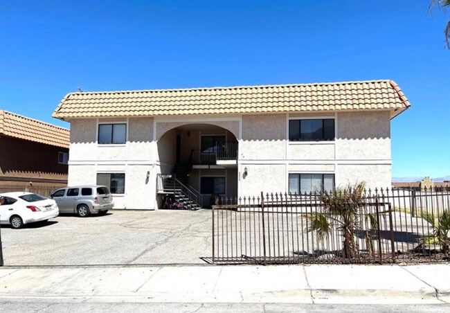Building Photo - 6987 Mendon Ln Unit Ut 2