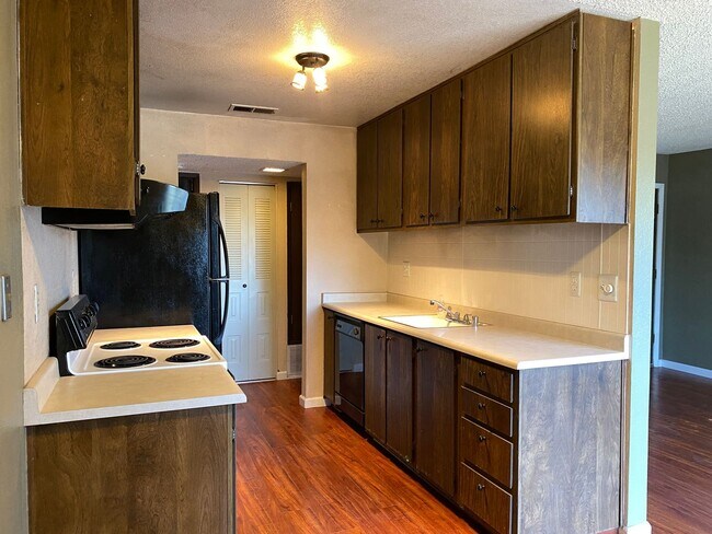 Photo - One Bed One Bath Condo in Sunpointe Condom...