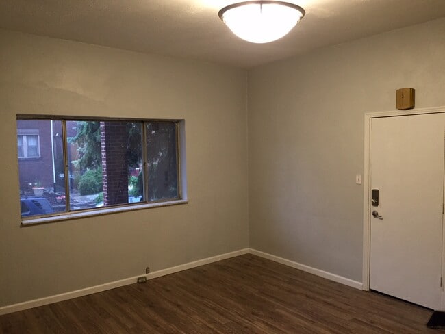 Photo - 619 Copeland St Unit Apartment 1