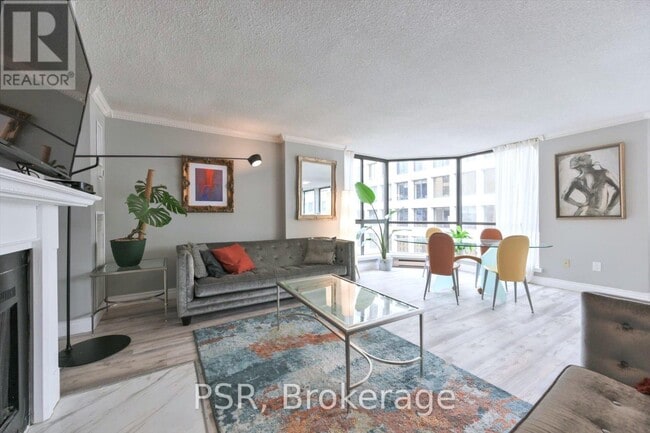 Photo - 280 Simcoe St Unit 1402
