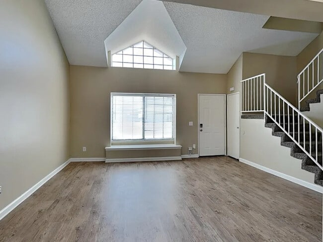 Photo - 7401 Lime Ave Casa