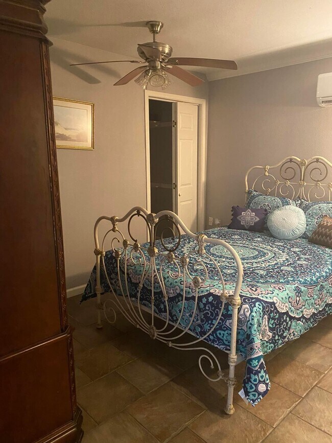 Photo - 2115 Avenue L Unit Downstairs