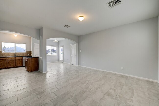 Photo - 6302 Provident Green Dr