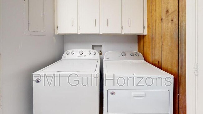Photo - 923 Bremen Ave Unit A
