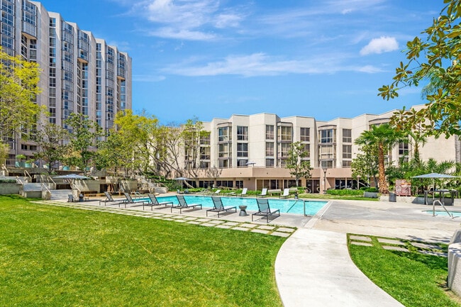 Promenade Towers