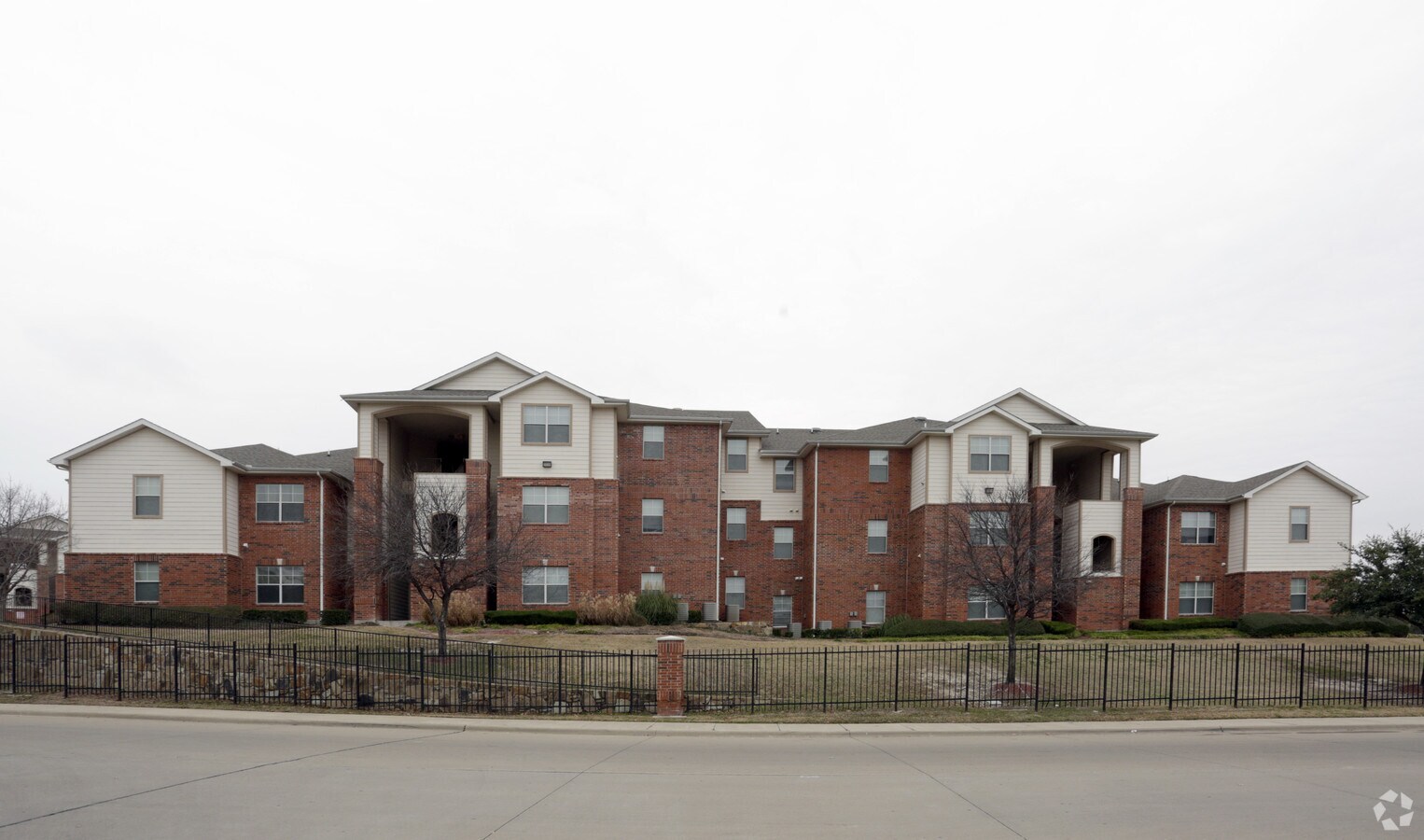 Photo - Madison Point Apartments