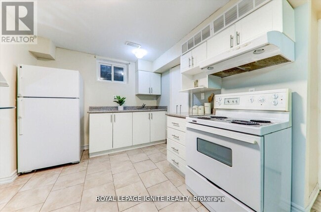 Photo - 4010 Ellesmere Rd