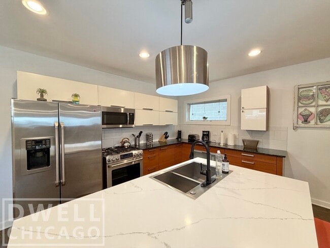 Photo - 1419 N Paulina St