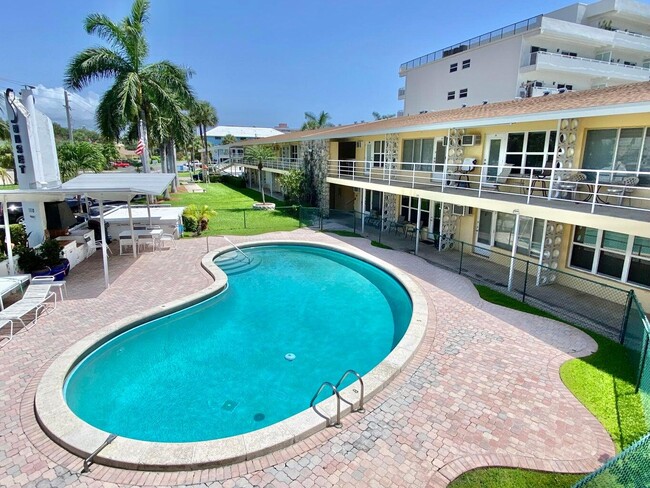 Photo - 1110 N Riverside Dr Condominio Unidad 30