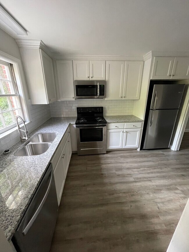 Photo - 1415 Clover St NW Unit B-2