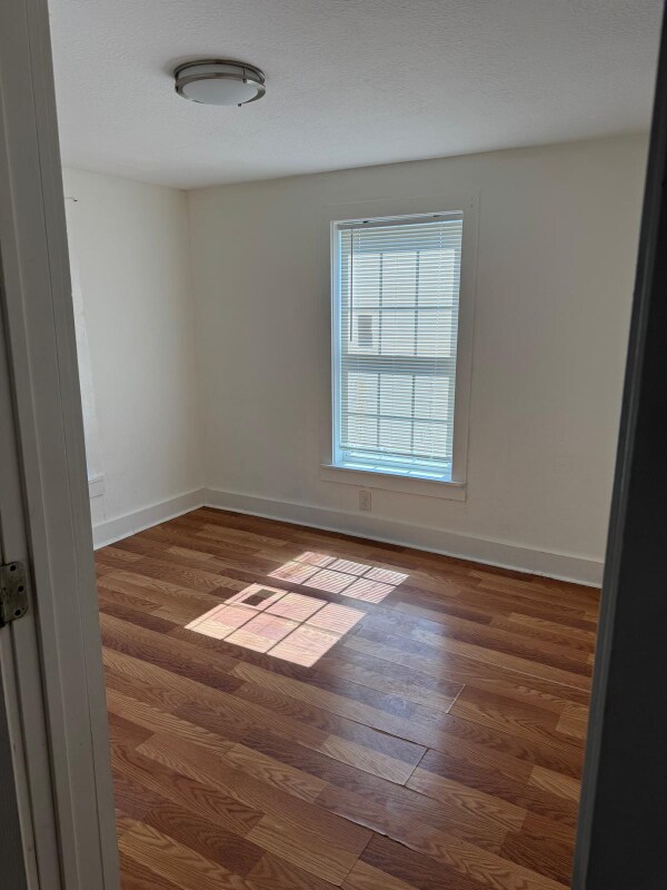 Photo - 4504 Hershe St Casa