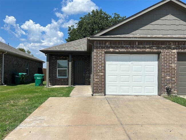 Building Photo - 2713 Ginger Ct Rental