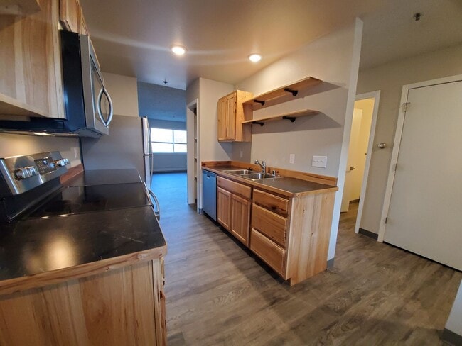 Photo - Riverbend Apartments