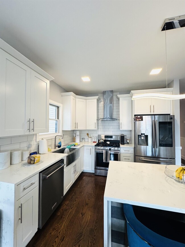 Photo - 114 Bleecker St Unit 1