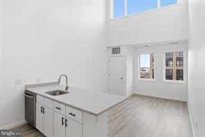 Photo - 915 N Broad St Unit 601