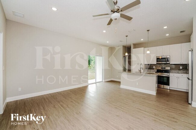 Photo - 2867 Tivoli Ave SE