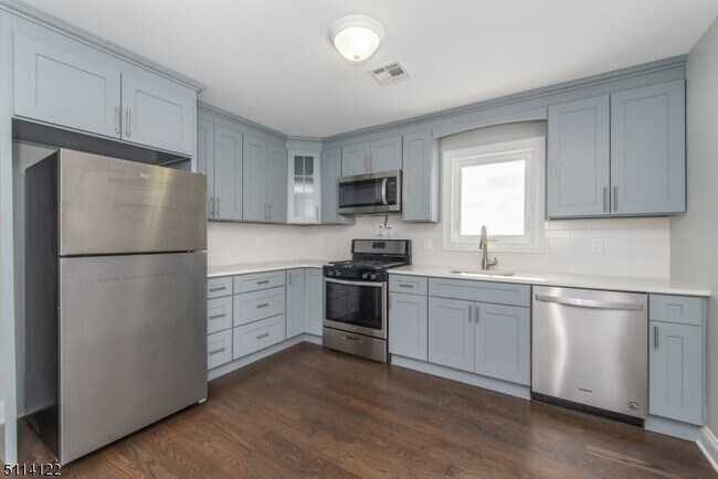 Photo - 14 Lincoln Terrace Unit 3